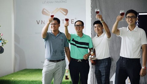 VN CENTRE: Chúng tôi sẽ tạo ra 1 triệu golfer Việt Nam